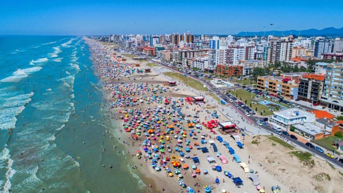 Apartamento Coração de capão 100mt do mar Capão da Canoa Exterior foto